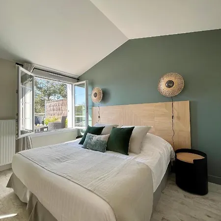 Escale A D'hotes 4 Epis بورنيك