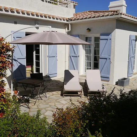 فندق مبيت وإفطار Escale A D'hotes 4 Epis *