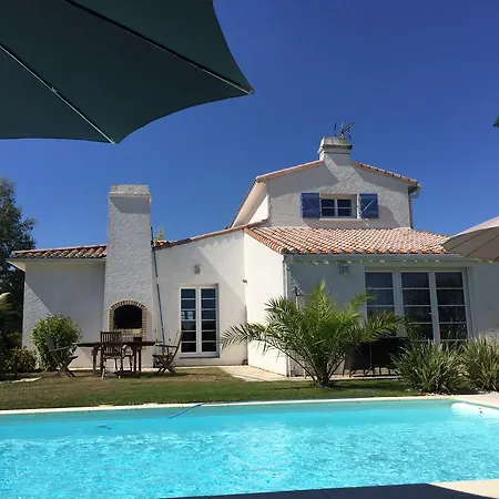 فندق مبيت وإفطار Escale A D'hotes 4 Epis *